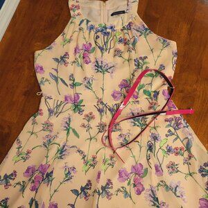 Tommy Hilfiger ~ Sz 10 ~ Floral Sleeveless Dress ~ NWOT